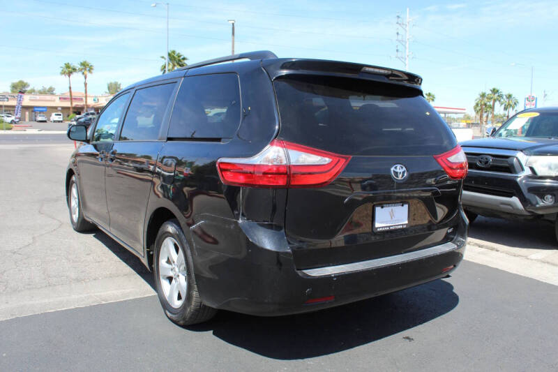 2015 Toyota Sienna