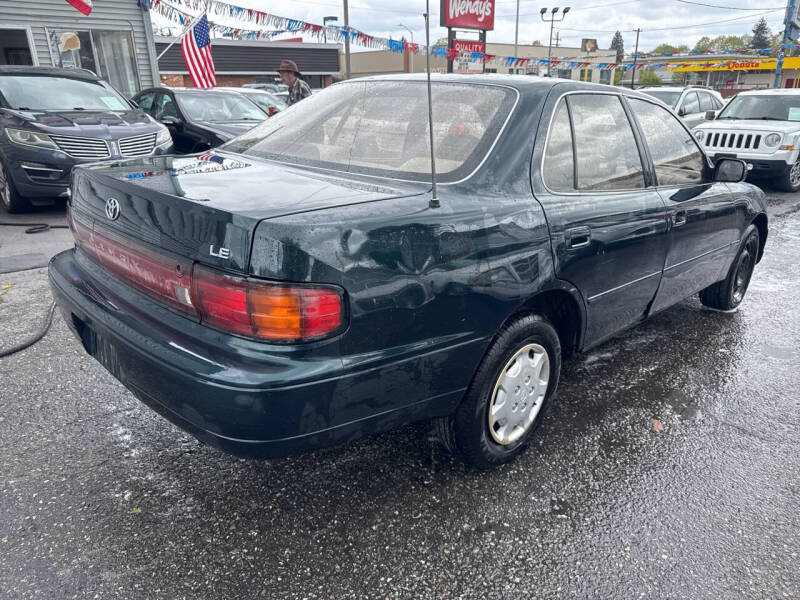 1994 Toyota Camry LE
