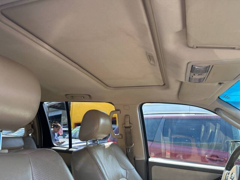 2007 Nissan Pathfinder SE