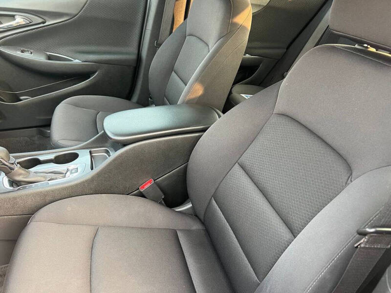 2023 Chevrolet Malibu LS