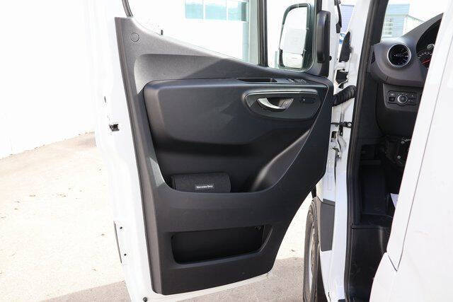 2025 Mercedes-Benz Sprinter 2500