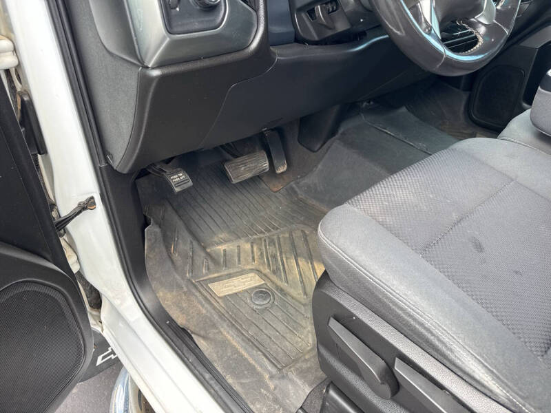 2019 Chevrolet Silverado 2500HD LT - Photo 8
