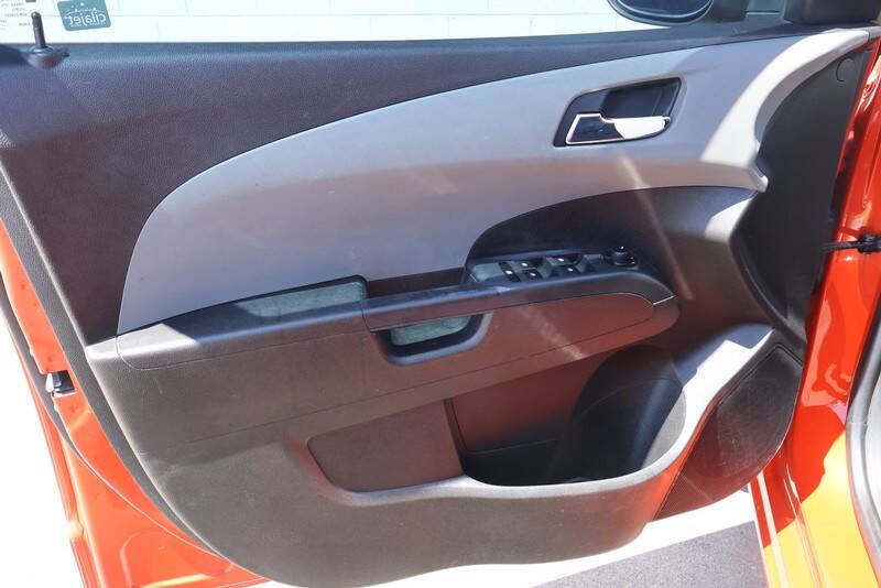 2012 Chevrolet Sonic LT
