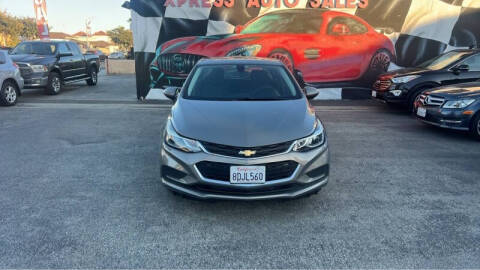 2018 Chevrolet Cruze LT Auto
