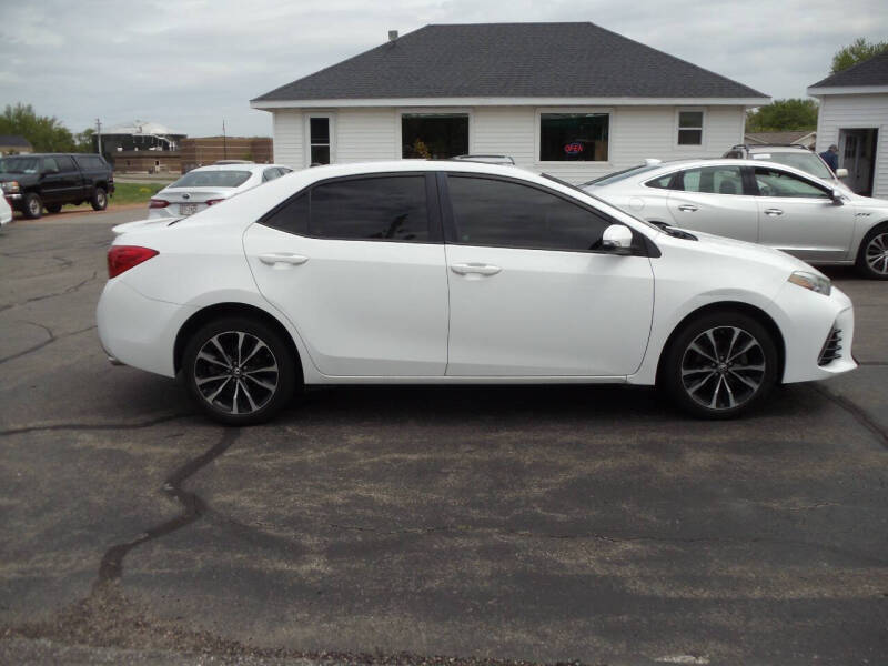 2017 Toyota Corolla XLE
