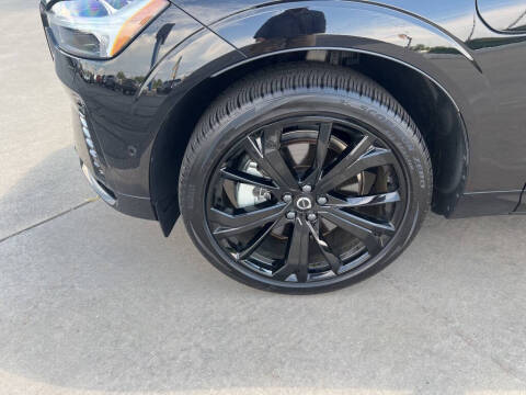 2024 Volvo XC60 Recharge T8 Ultimate Black Edition