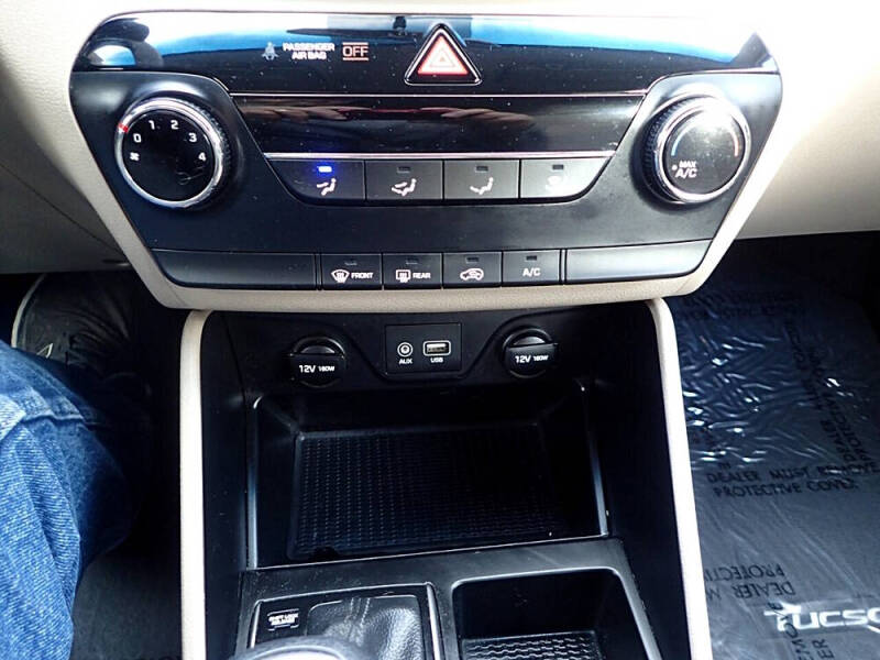 2017 Hyundai Tucson SE