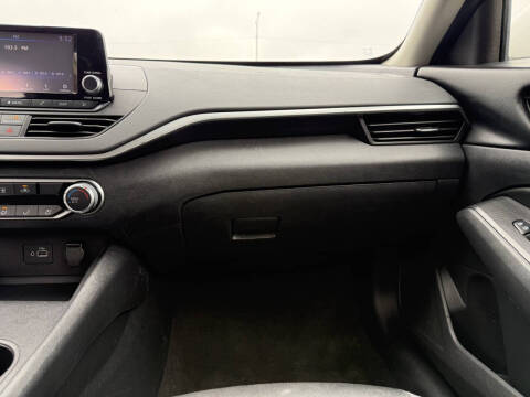 2022 Nissan Altima 2.5 S