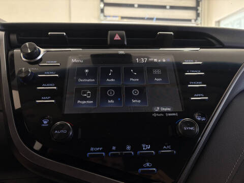 2019 Toyota Camry XSE