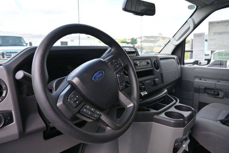 2025 Ford E-Series