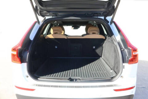 2020 Volvo XC60 T5 Momentum