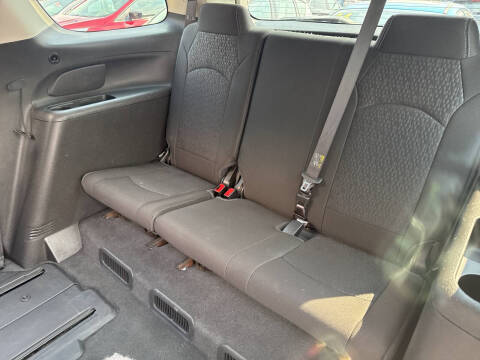 2016 GMC Acadia SLE-2