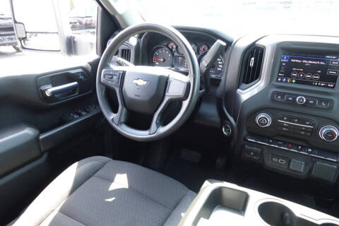 2025 Chevrolet Silverado 2500HD Custom