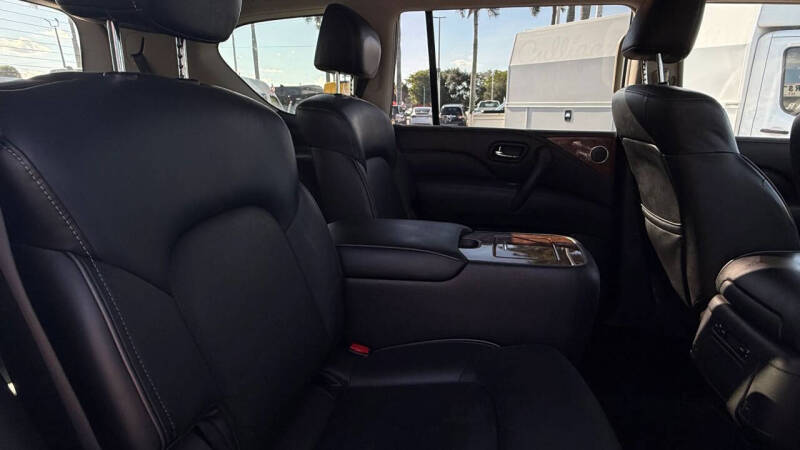 2019 Infiniti QX80 Luxe