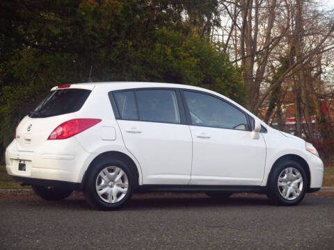 2010 Nissan Versa 1.8 S