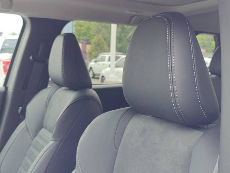 2025 Mitsubishi Outlander PHEV SE