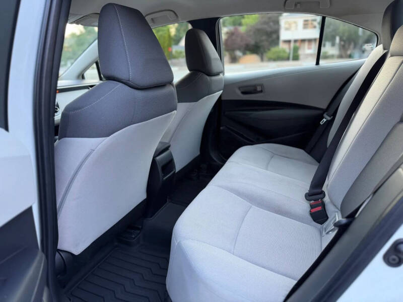 2022 Toyota Corolla LE
