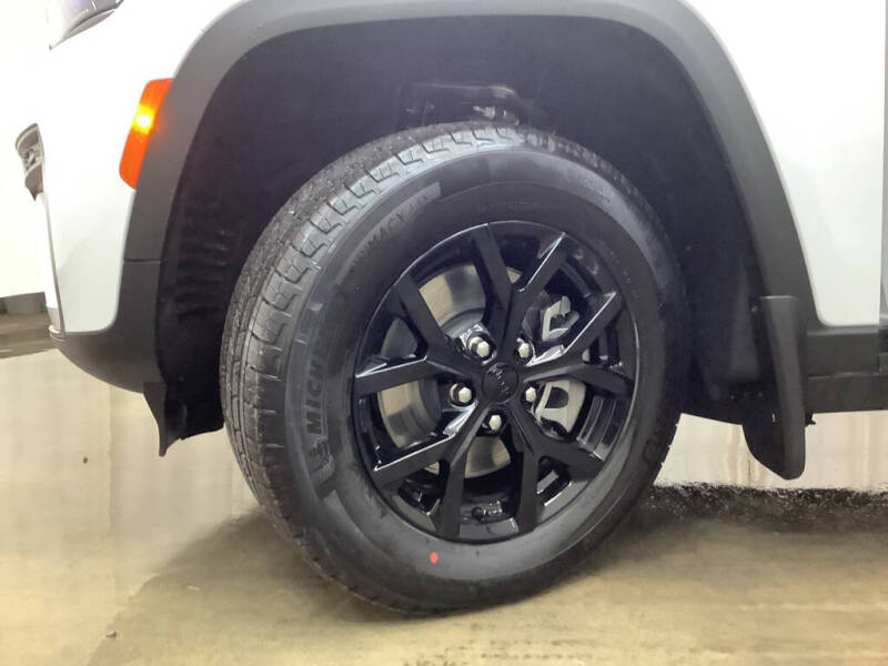 2026 Jeep Grand Cherokee L Altitude