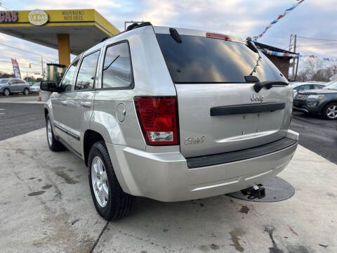 2009 Jeep Grand Cherokee Laredo