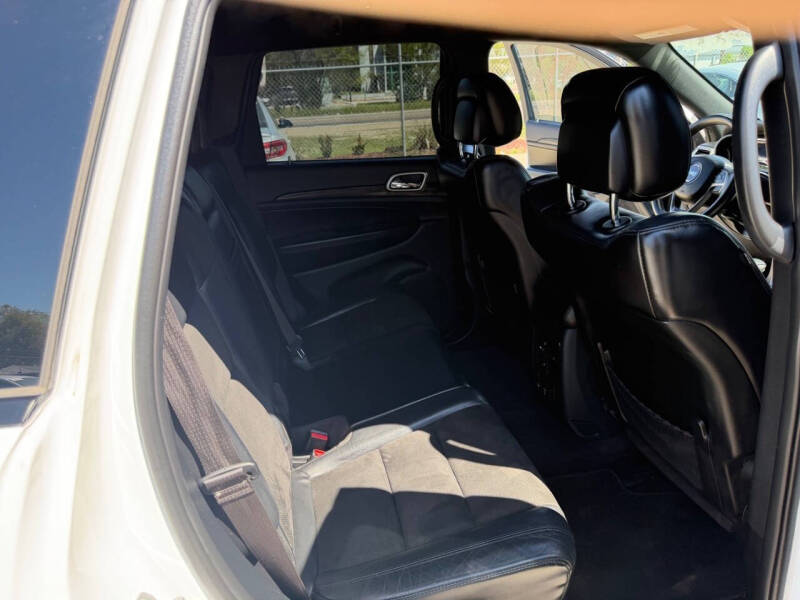 2019 Jeep Grand Cherokee Laredo