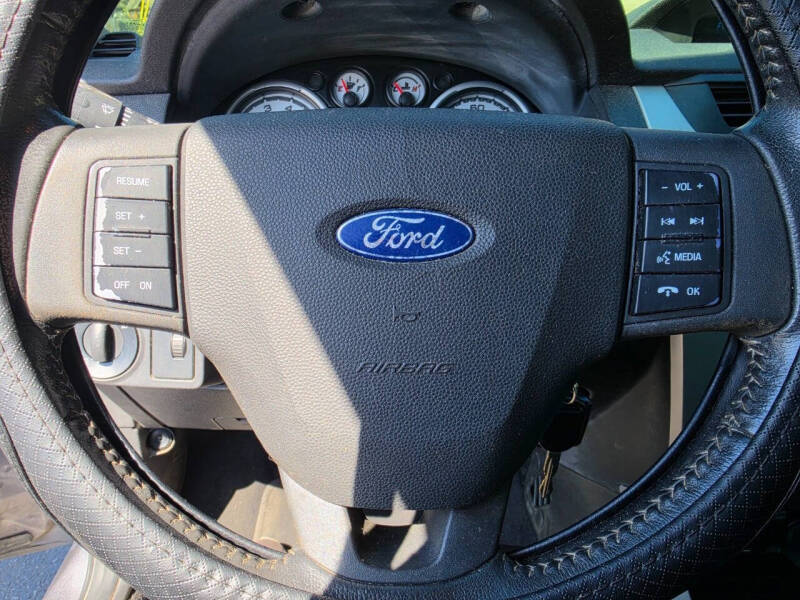 2010 Ford Focus SE