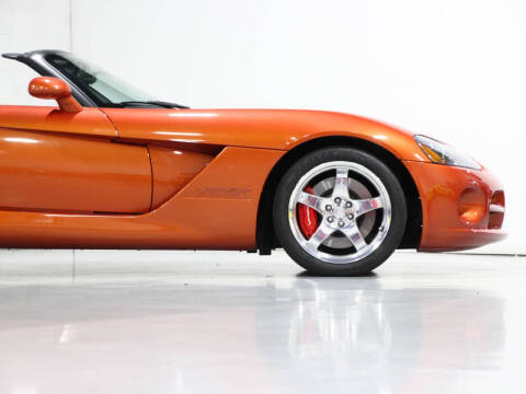 2005 Dodge Viper SRT-10