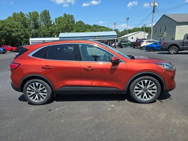 2020 Ford Escape Hybrid Titanium