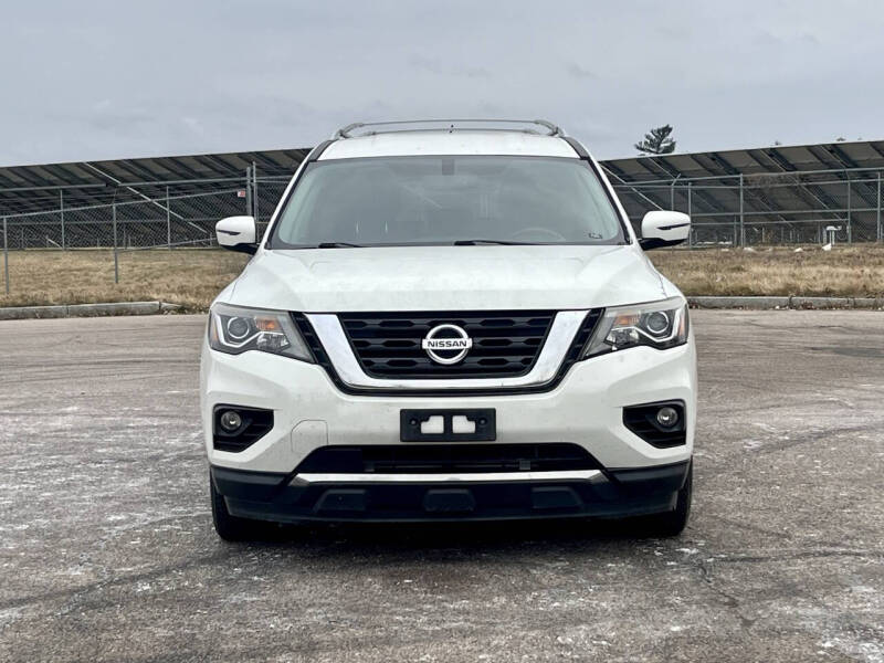 2017 Nissan Pathfinder SV