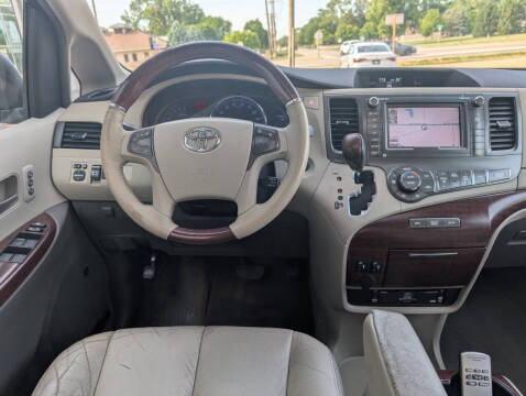 2011 Toyota Sienna Limited 7-Passenger