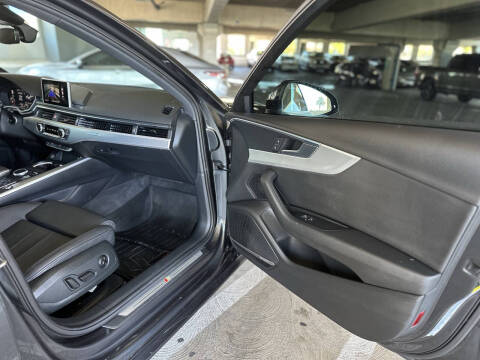 2017 Audi A4 2.0T quattro Premium Plus