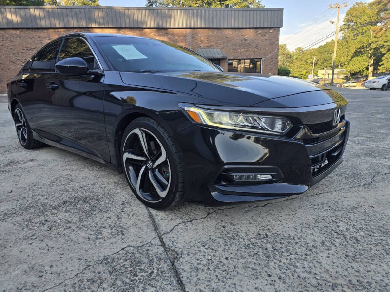 2018 Honda Accord Sport photo 2