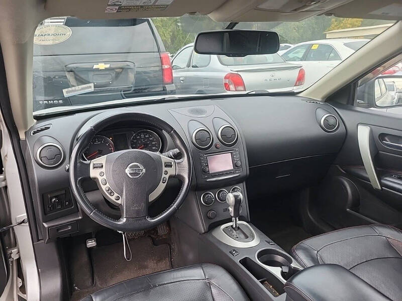 2011 Nissan Rogue SV