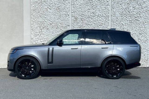 2025 Land Rover Range Rover P530 SE