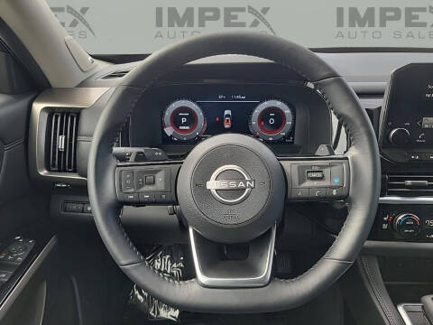 2024 Nissan Pathfinder Platinum