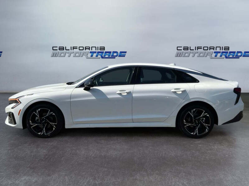 2026 Kia K5