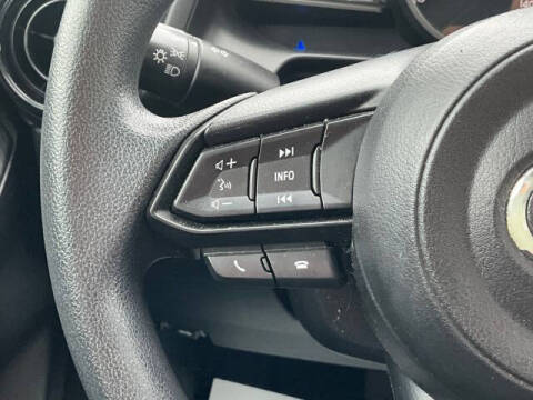 2020 Toyota Yaris LE