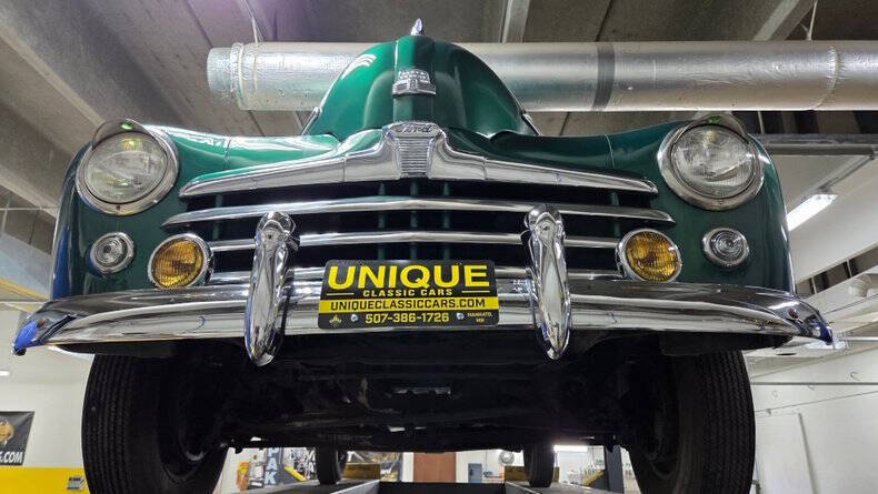 1948 Ford Super Deluxe