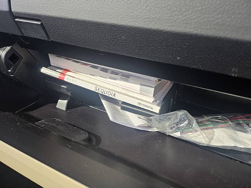 2017 Toyota Sequoia SR5