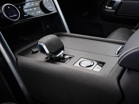 2023 Land Rover Discovery P360 S R-Dynamic