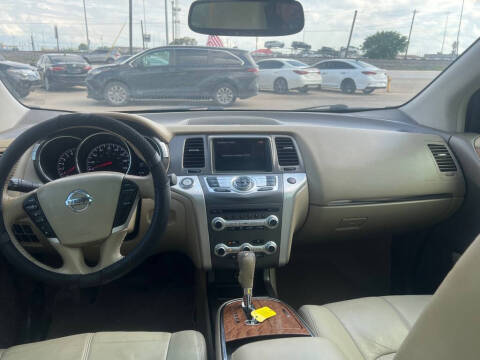 2012 Nissan Murano LE