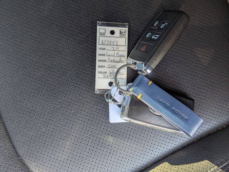 2024 Land Rover Defender 90 P400 X-Dynamic SE