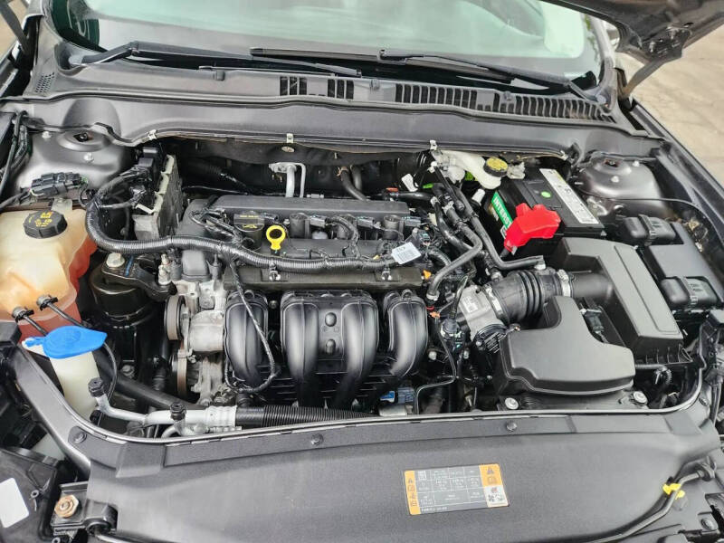 2014 Ford Fusion SE