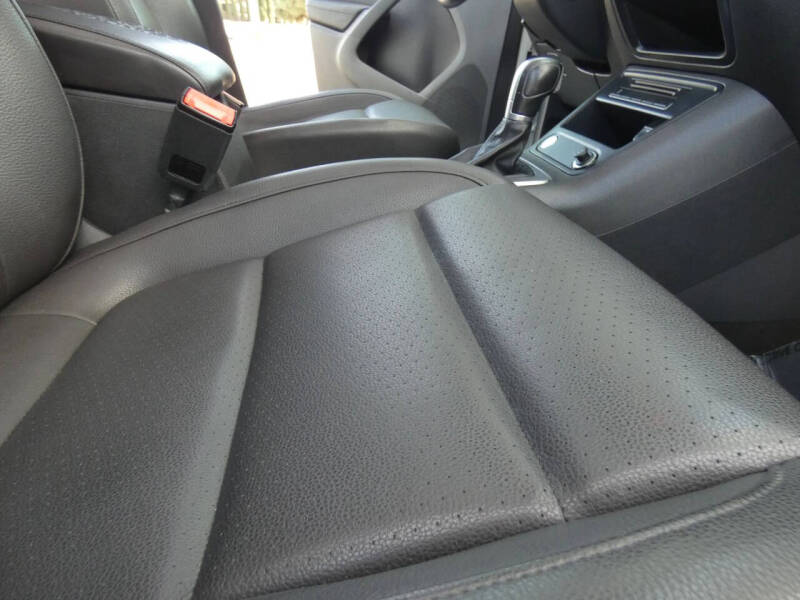 2017 Volkswagen Tiguan 2.0T Wolfsburg Edition