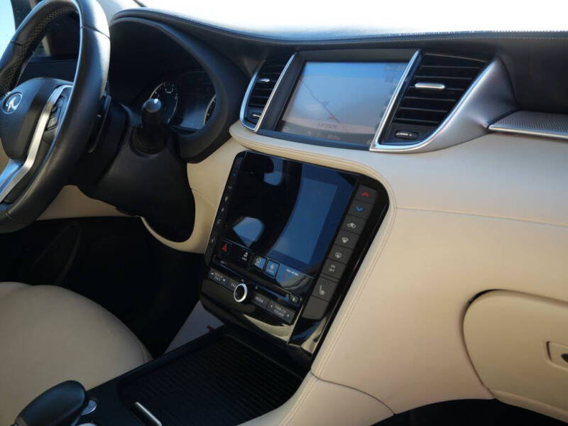 2019 Infiniti QX50 Luxe