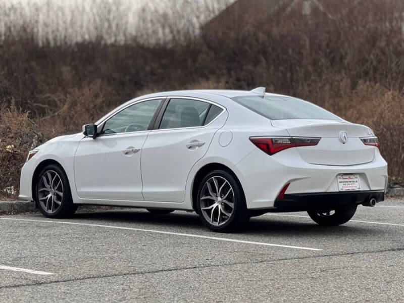 2019 Acura ILX w/Premium