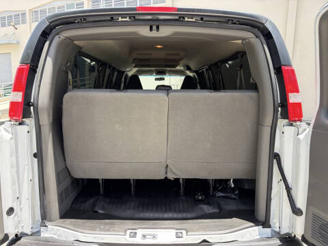 2020 Chevrolet Express LS 3500