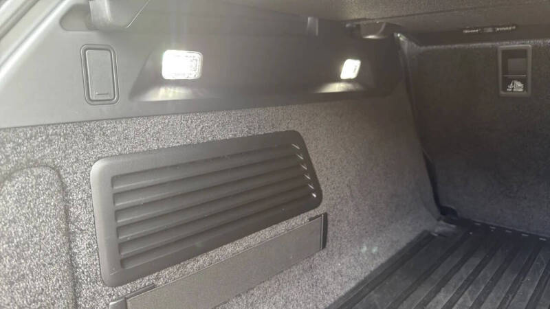 2024 Land Rover Range Rover P400 SE