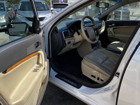 2012 Lincoln MKZ