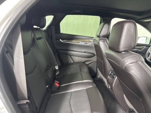 2022 Cadillac XT5 Sport