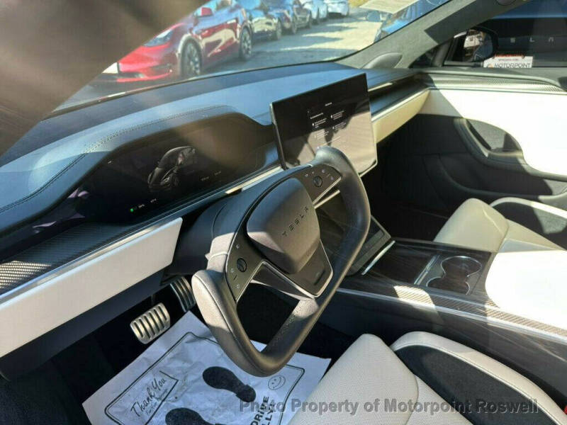 2025 Tesla Model S Plaid
